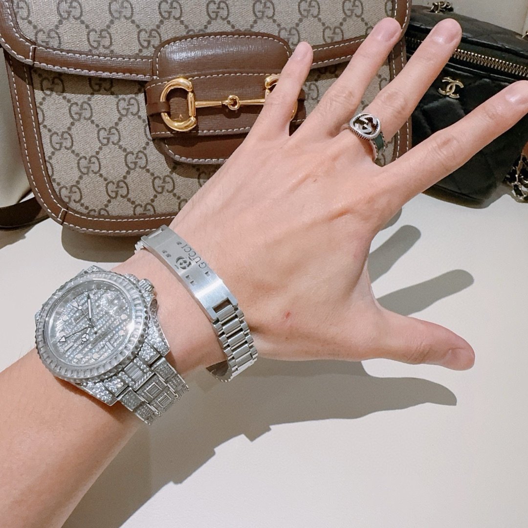 Gucci Sterling Silver Elegant Men's Bracelet - Image 8