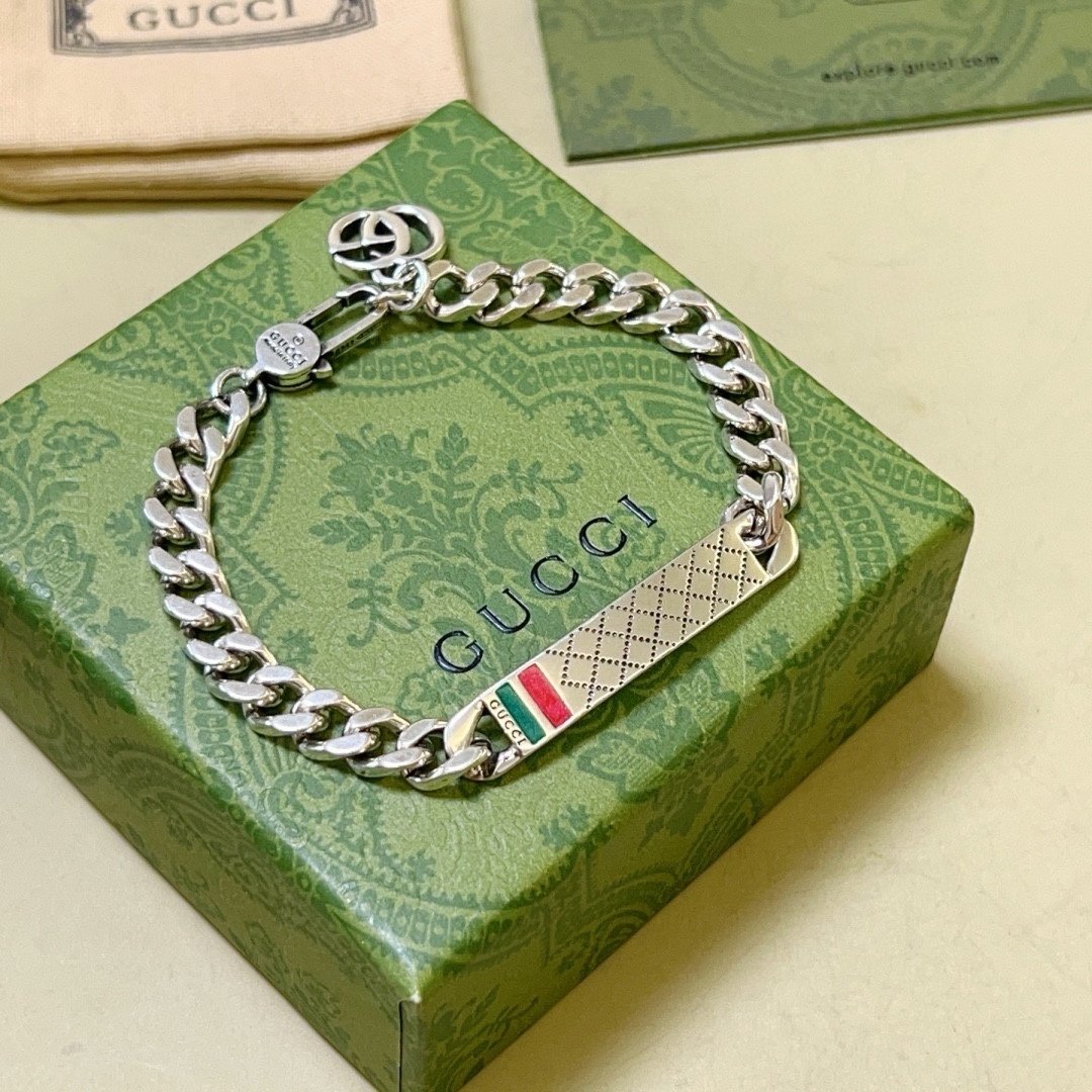 Gucci Sterling Silver Classic Logo Bracelet - Image 7