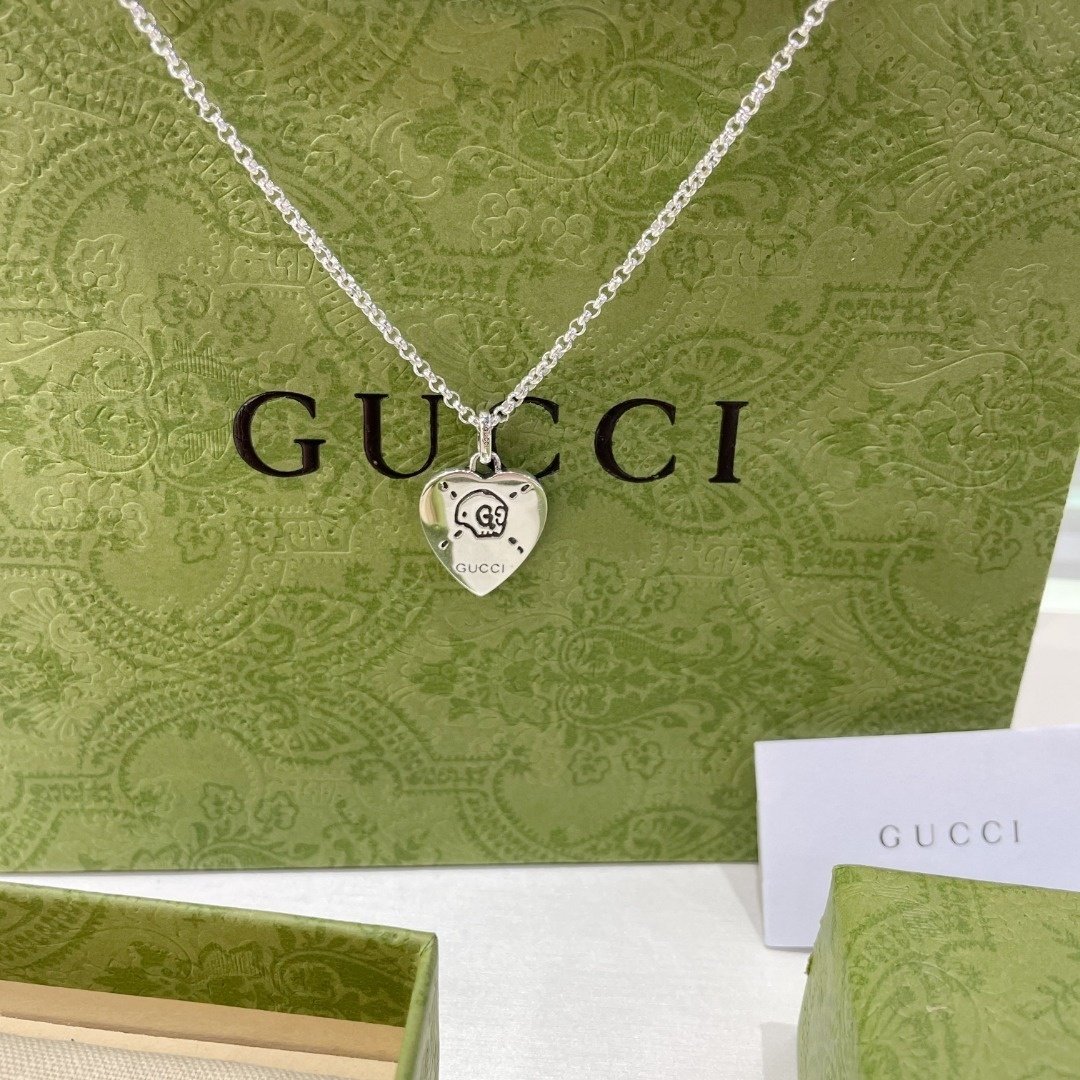 Gucci Sterling Silver Heart and Skull Necklace - Image 2